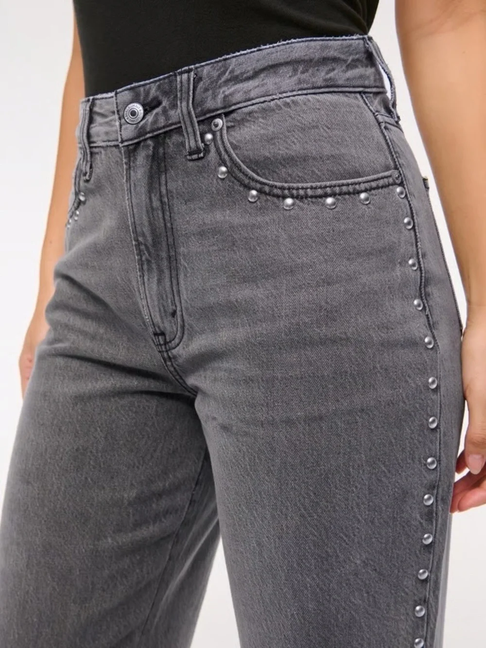 Abercrombie & Fitch | The Loose Jean with Stud Detail